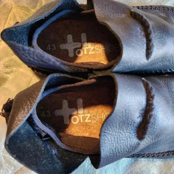 Size 10 OTZ Shoes Men's OG WRL Slip On Black Leather Internal Sock System - Picture 8 of 9